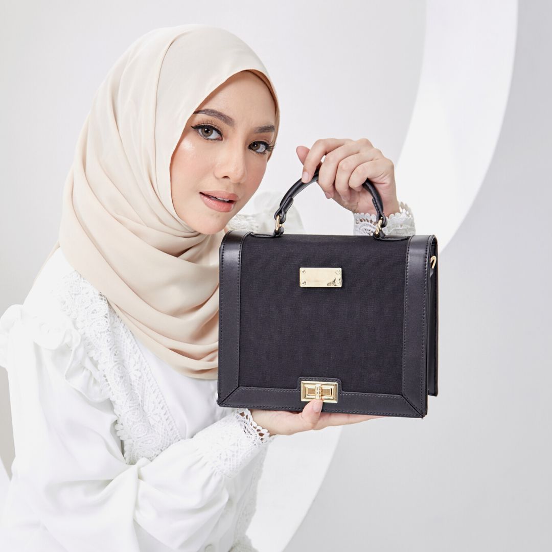 Chloe Totebag HandBag With Engrave Name
