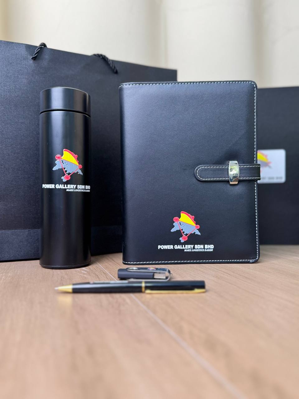 Custom Corporate Gift Set Organizer, Tumbler,  Tumbdrive with Hard Box