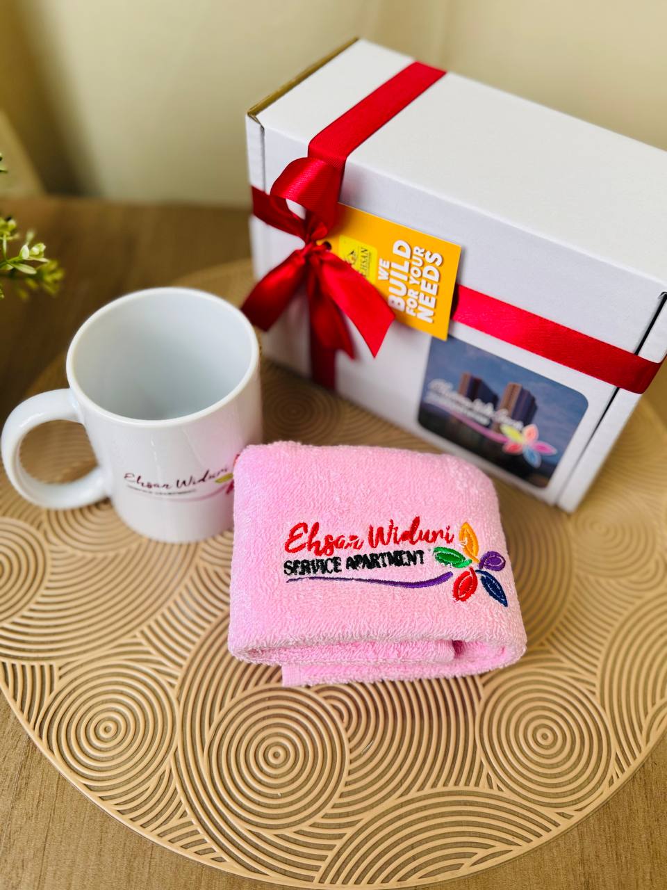 Premium Gift Set – Ceramic Mug & 100% Cotton Face Towel (Custom Logo)