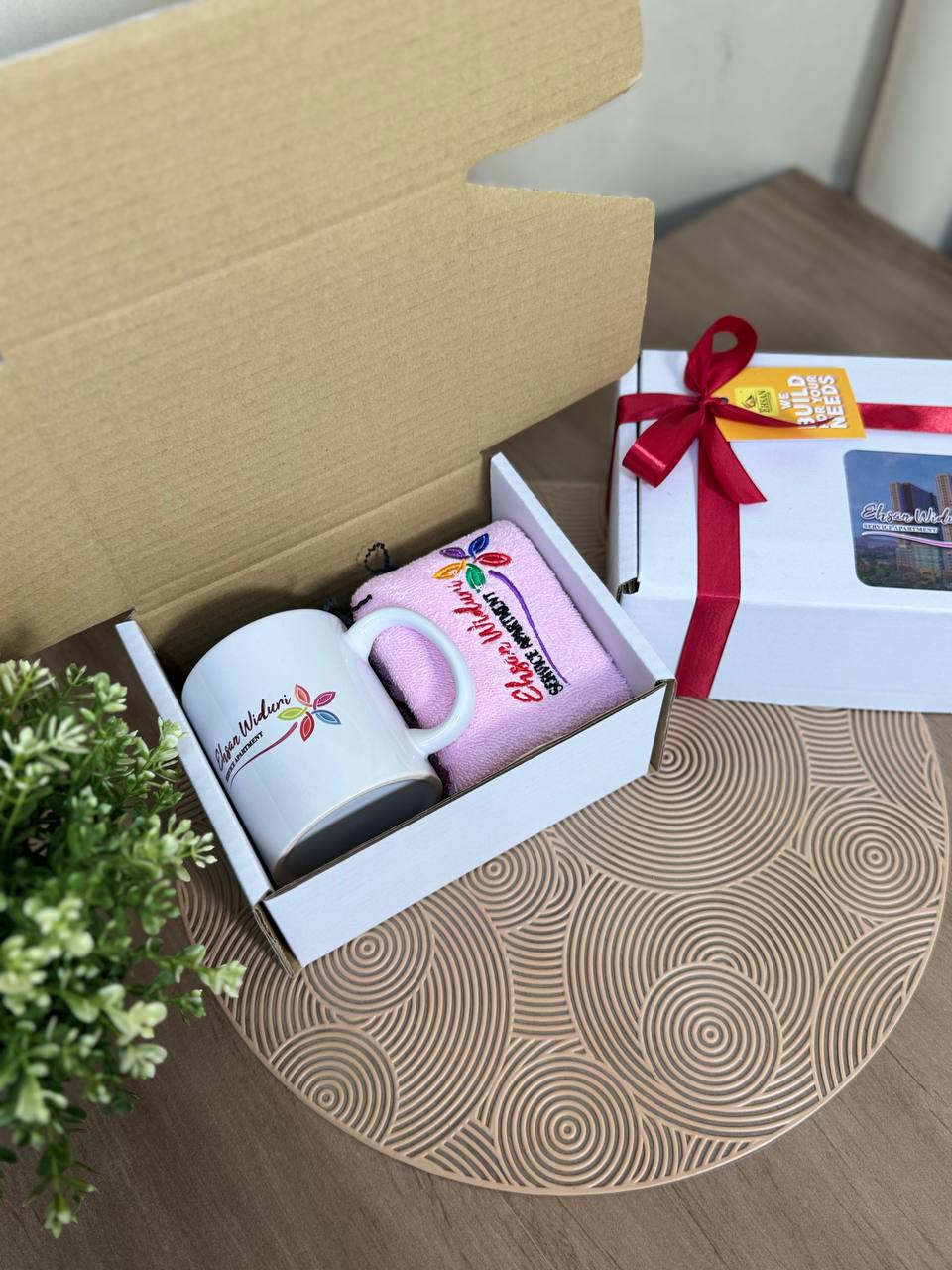 Premium Gift Set – Ceramic Mug & 100% Cotton Face Towel (Custom Logo)