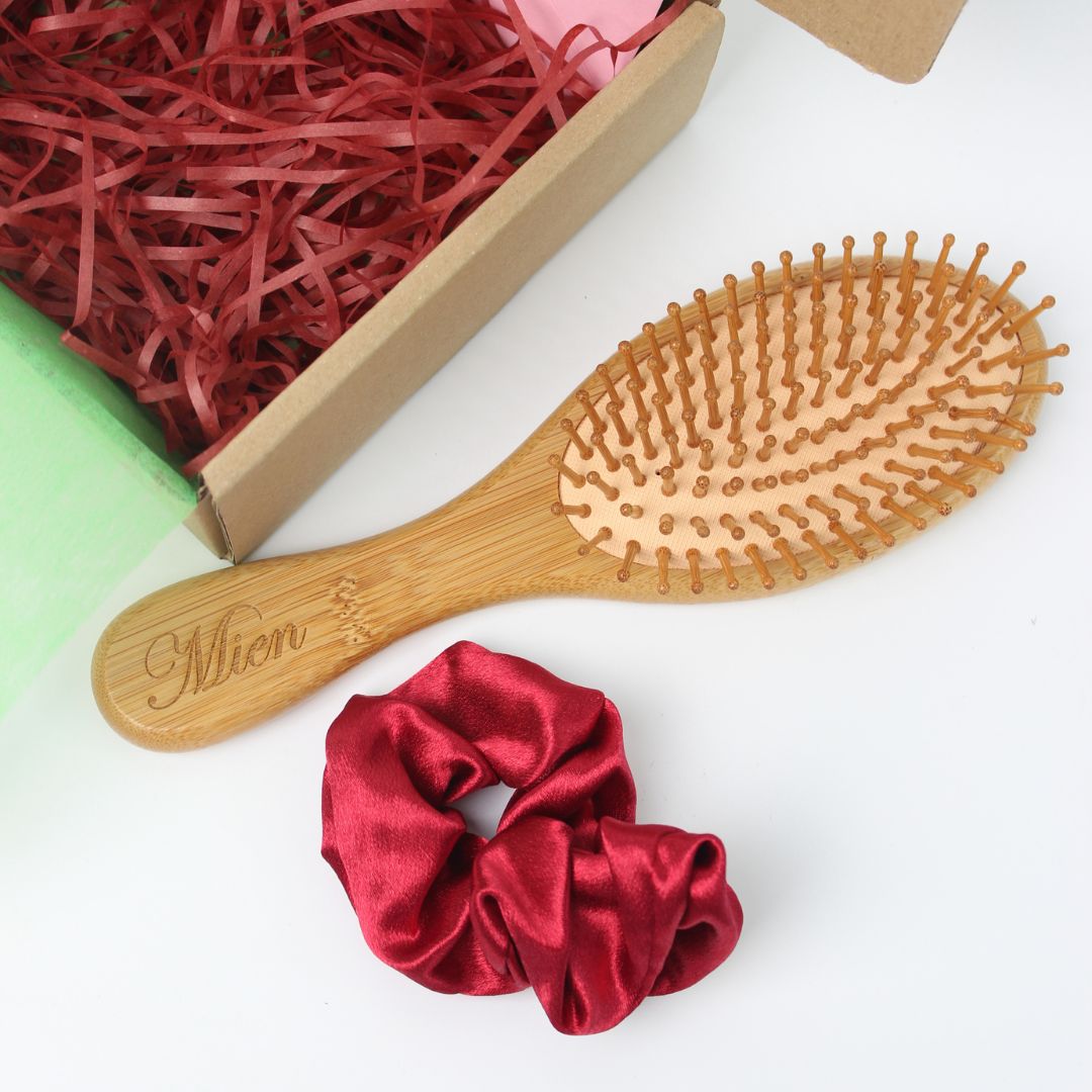 Personalised Gift Set - Wooden Hair comb with scrunchies