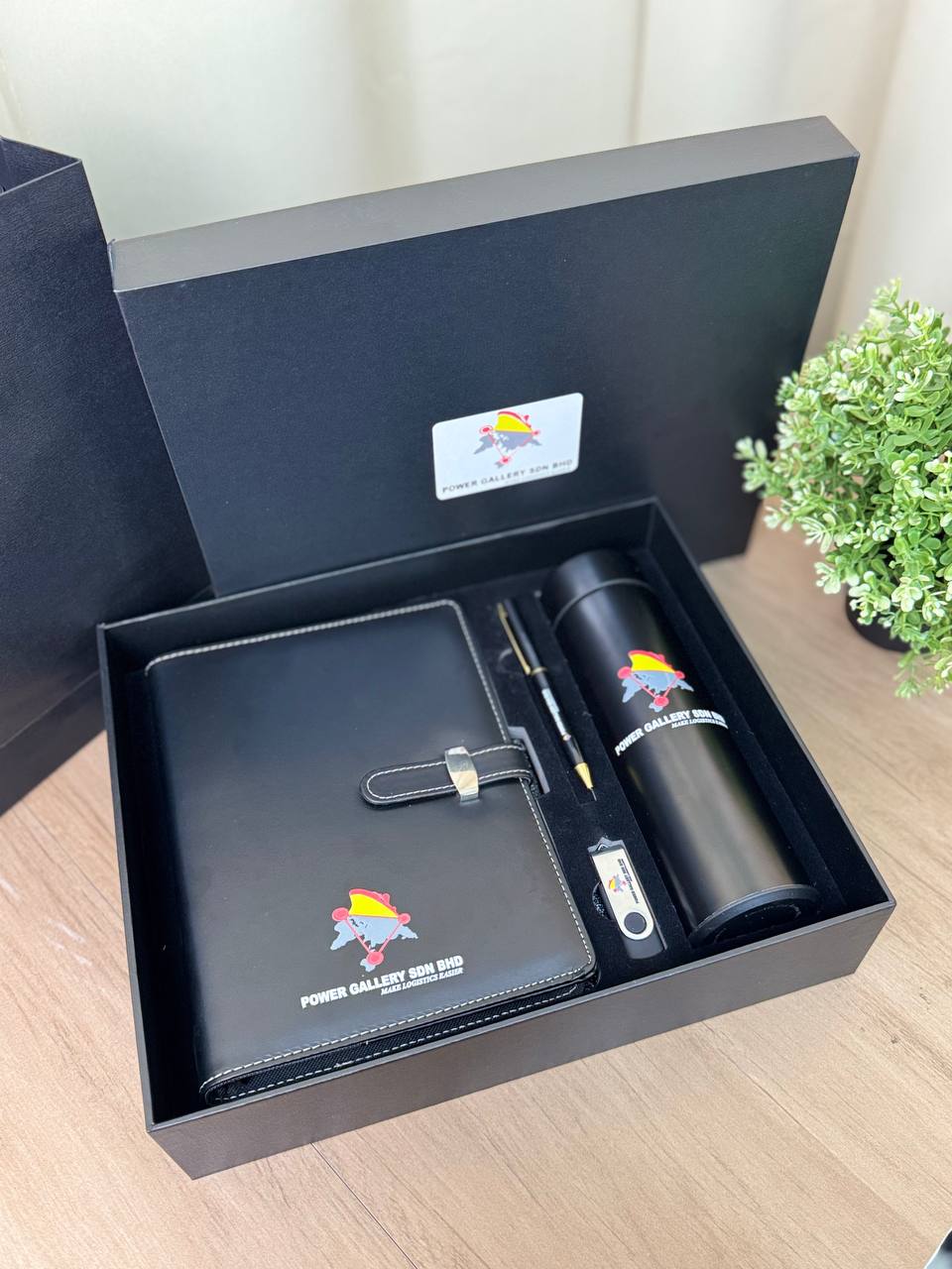 Custom Corporate Gift Set Organizer, Tumbler,  Tumbdrive with Hard Box