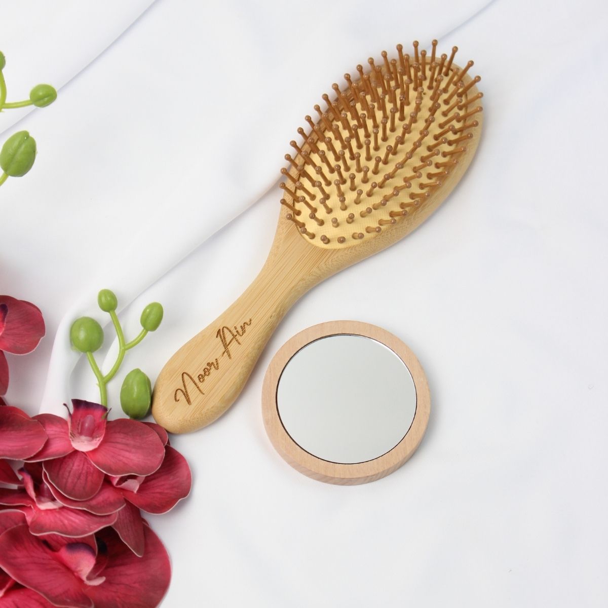 Personalised Gift set Wooden Comb with mini mirror